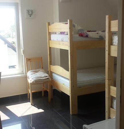 מריבור Monaco Rooms חדר תמונה