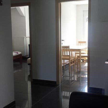 מריבור Monaco Rooms מראה חיצוני תמונה